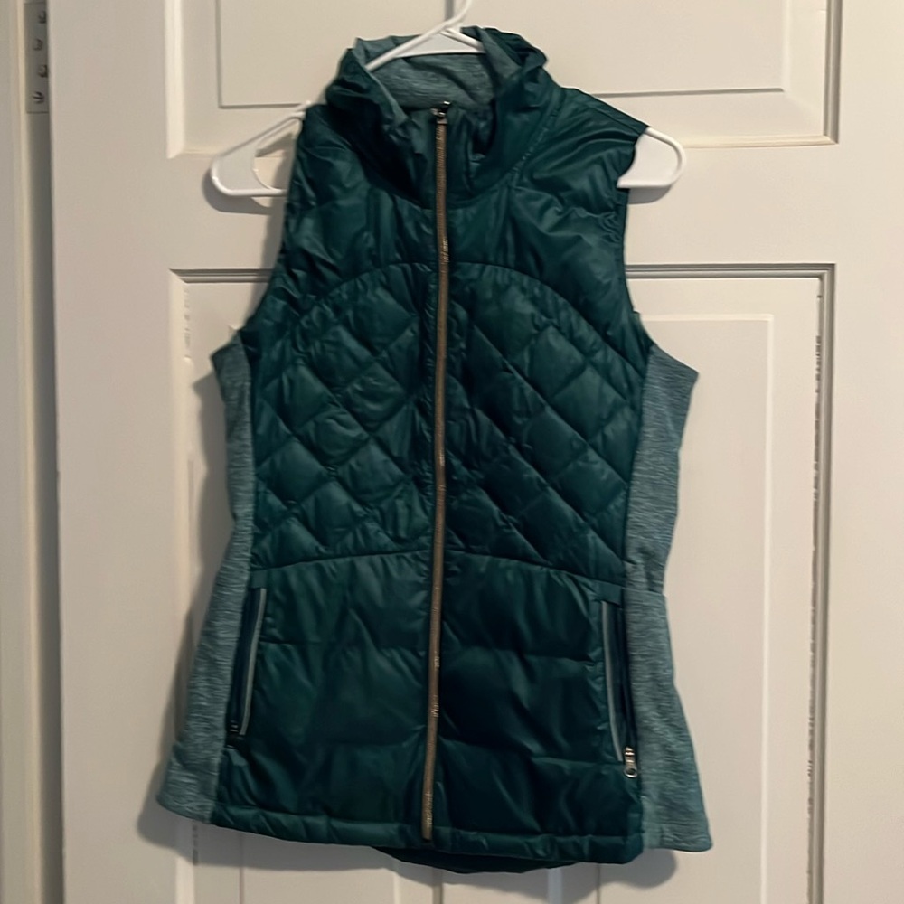Green Lululemon Vest Sz 8